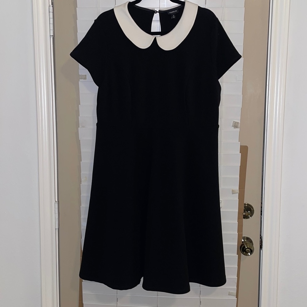 Torrid Peter Pan collar dress • Size 2 (2X) New w/o tags